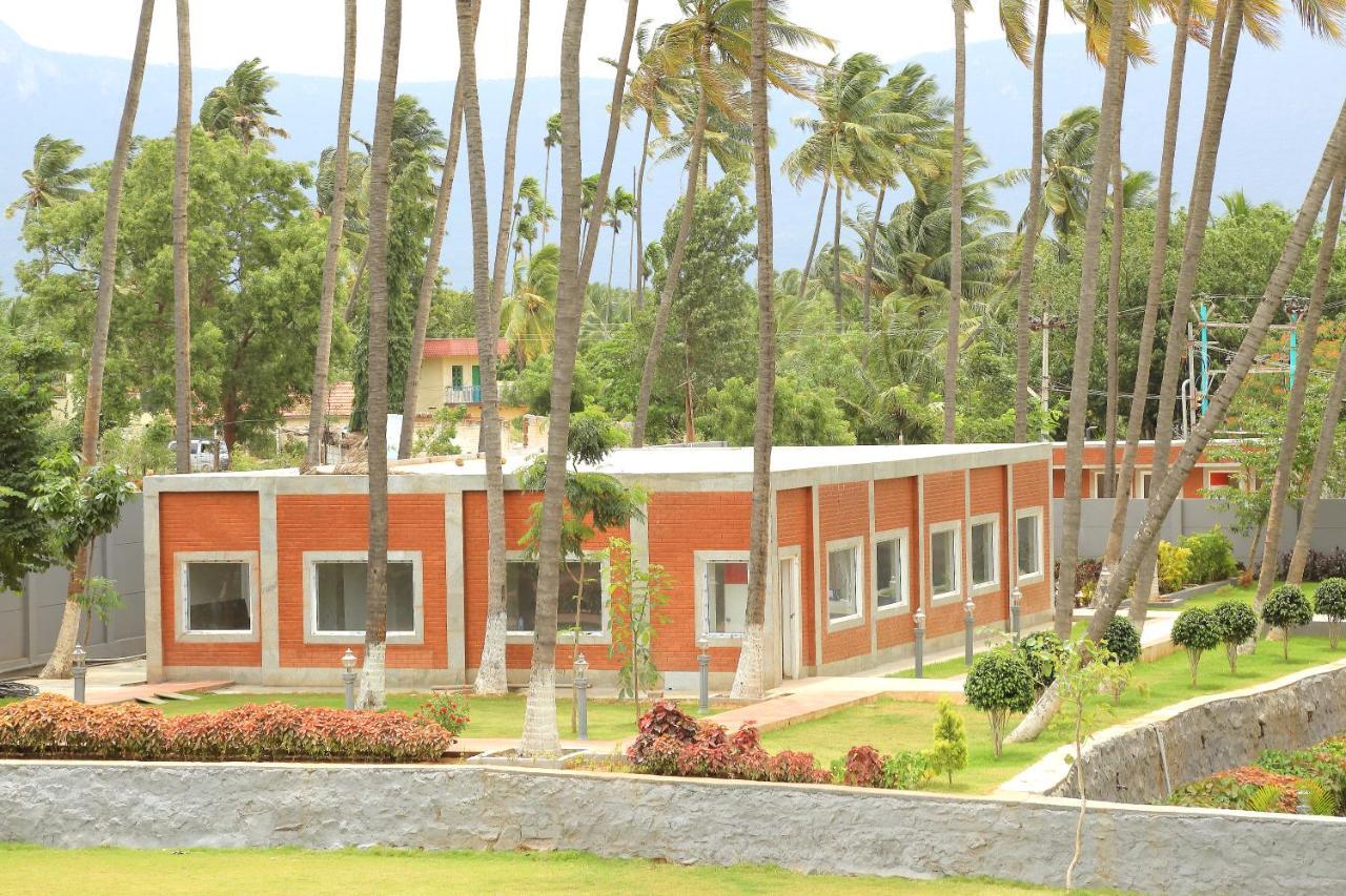 Celebrity Resort Chennai Tambaram Exterior photo